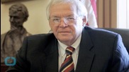 Christian College Removes Hastert's Name After Indictment