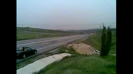 Bmw E30 Vs Subaru drag