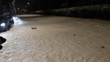 Нощно каране на Rc модел в снега 4