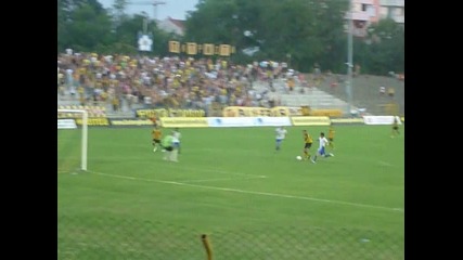 Супер гол на Светльо Асенов срещу Левски Карлово 