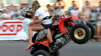 Трикове на задни гуми 2o14 Stunt Moto Show