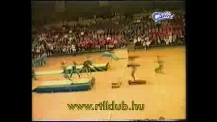 Масово пребиване