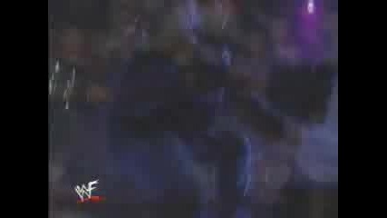 Wwe - Triple H Returns On Raw