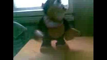 луда играчка маймуна 