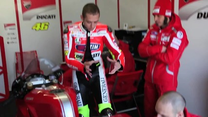 Valentino Rossi - Ducati 1198 (тест) 