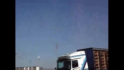 Пускане на пощенски гълъби за състезание.
