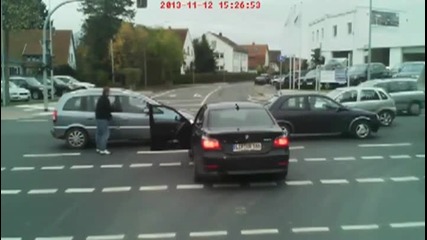 Нетърпелив шофьор ...