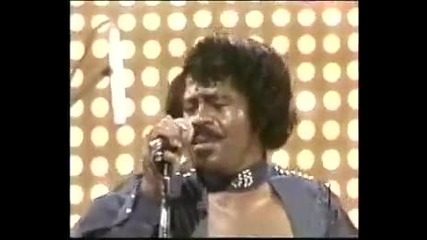James Brown - The Payback Hits medley (midnight Special 1974) 