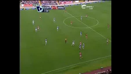 Блекбърн - Арсенал - 0:4гол На Ван Перси