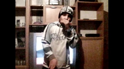 Malko idiotche !!! 