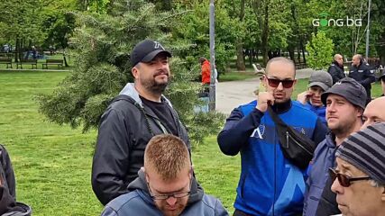 Даниел Боримиров и много "сини" фенове уважиха първата копка на новия паметник на Гунди