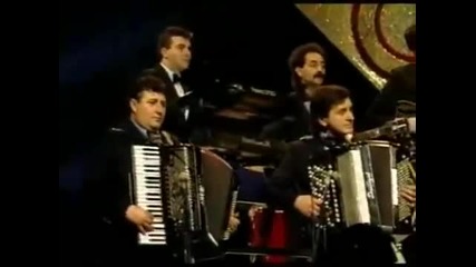 Vesna Zmijanac - Idi siroko ti polje - (mesam, 1988)
