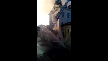 Taка се гаси пожар в Ямбол