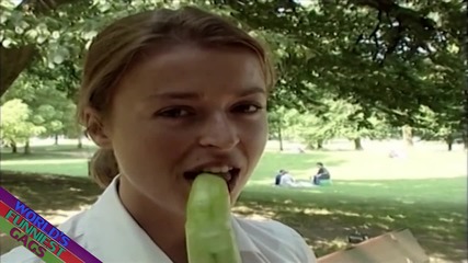 Ето как се яде краставица в парка