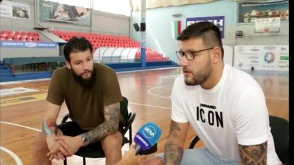 Калоян и Деян Иванови за завръщането си в България