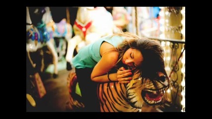 Christos Fourkis feat. Irini Liapikou - Feel Me