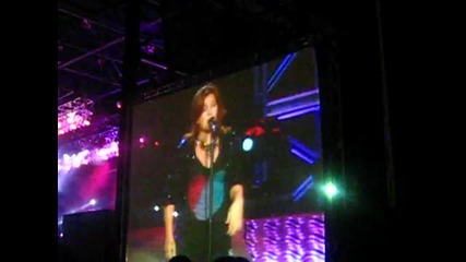 Kelly Clarkson Some Girls Have All The Luck Live Allentown Fair, Pennsylvania September 2009 