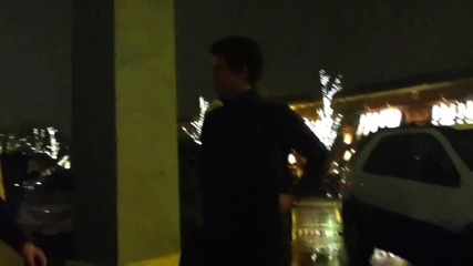 Фенове срещат Nick Jonas вечерта преди Нова година 