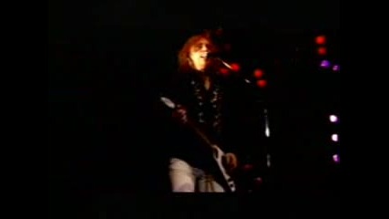 THUNDER-Amys On The Run