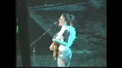 Kelly Clarkson Just Missed The Train Live 2004 