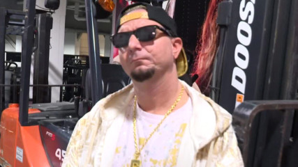 James Ellsworth hints about whether Carmella will cash in at SummerSlam: WWE.com Exclusive, Aug. 20, 2017