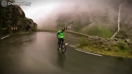 Каране не велосипед назад