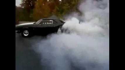 Camaro Burns 1968 - Пали Гуми