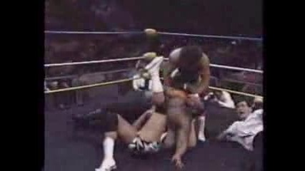 Кеч Wcw Steiner Brothers Vs Road Warriors 1989