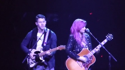 Demi Lovato Ft. Nick Jonas -catch Me Концерт в Уолингфорд, Ct (08/03/2014)