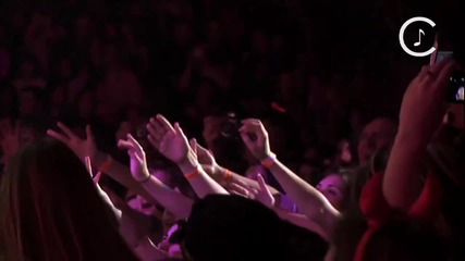iconcerts - Avril Lavigne - Girlfriend (live) 