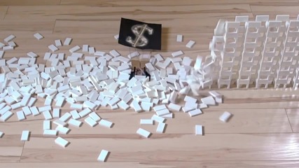Изумителни трикове с домино !!