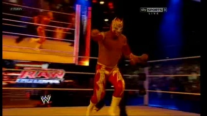 Wwe Monday night Raw 04.06.2012 Sin Cara Vs. Hunico