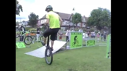 Extreme Sports Mountain Bike Stunt and Tricks Show