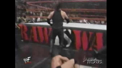 Стив Остин Срещу Гробаря - Raw is War 28/06/99 [ High Quality ]