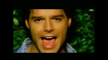 Ricky Martin feat. Christina Aguilera - Nobody Wants To Be Lonely 2001 (бг Превод)
