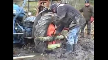 Как се вади трактор от кал