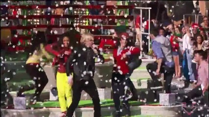 Disney Parks Christmas Day Parade 2012 - Ross Lynch - Christmas Soul