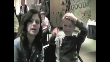 Selena Gomez - Hunter 