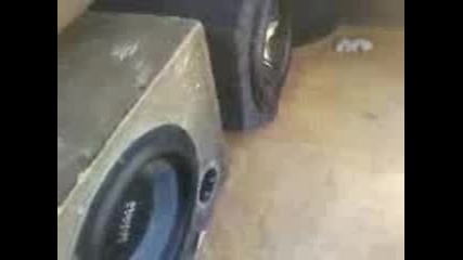 Bass v kola opel vektra kavarna