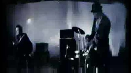 Demi Taylor - Stand In The Rain