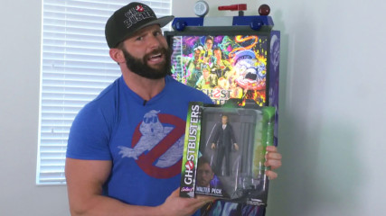 Zack Ryder gets slimed by Diamond Select Toys' "Ghostbusters" Series 4 action figures: WWE Unboxed with Zack Ryder