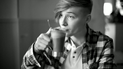 Isac Elliot - No One Else (official Hot Chocolate version 2o15)