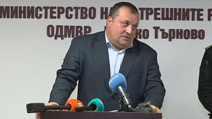 Установиха самоличността на единия шофьор, загинал в катастрофата с два тира и автобус
