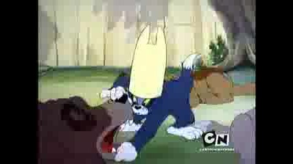 Tom And Jerry - Puttin On The Dog