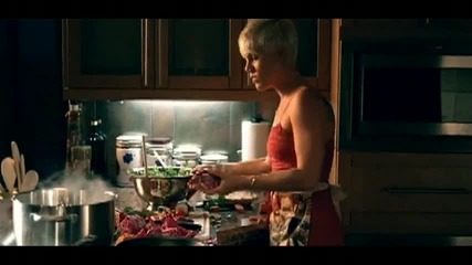 P!nk - Please Don't Leave Me
