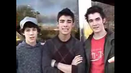 Funny Moment - Joe Jonas