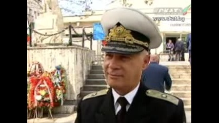 Паралакс - Политиците погребаха Българската армия част 1 