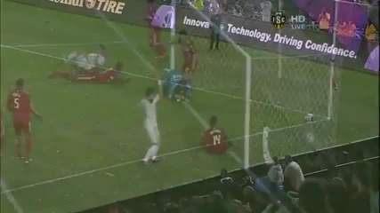 David Beckham вкарва гол от корнер