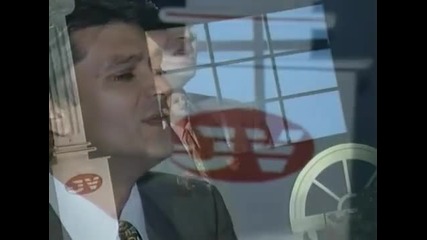 Sinan Sakic i Juzni Vetar - Zivot me je namucio (studiommi Video)