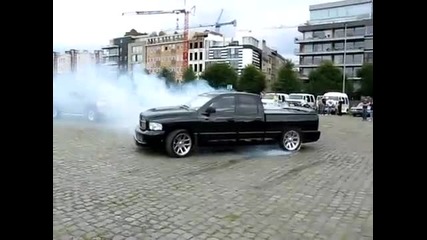Dodge Ram Srt - 10 burnout 